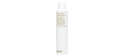 EVO Miss Mealale stiprios fiksacijos lakas, 300ml