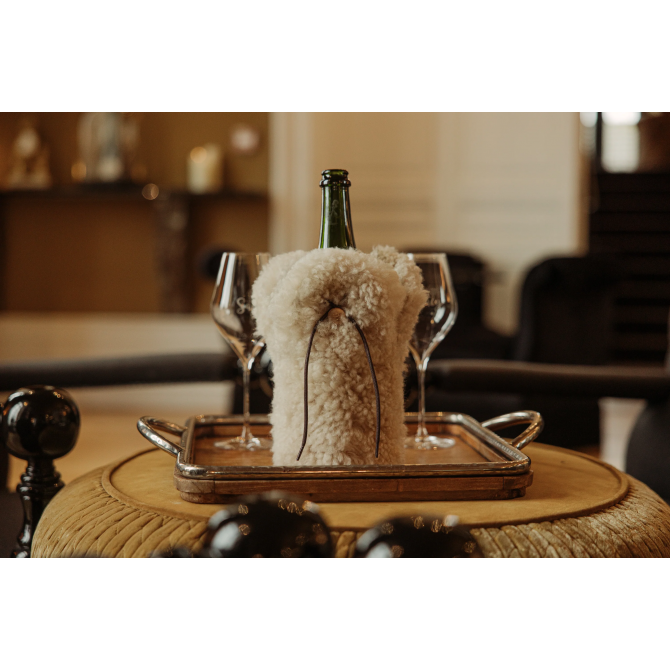 KYWIE vyno butelio šaldiklis iš avies kailio, Wine natural curly
