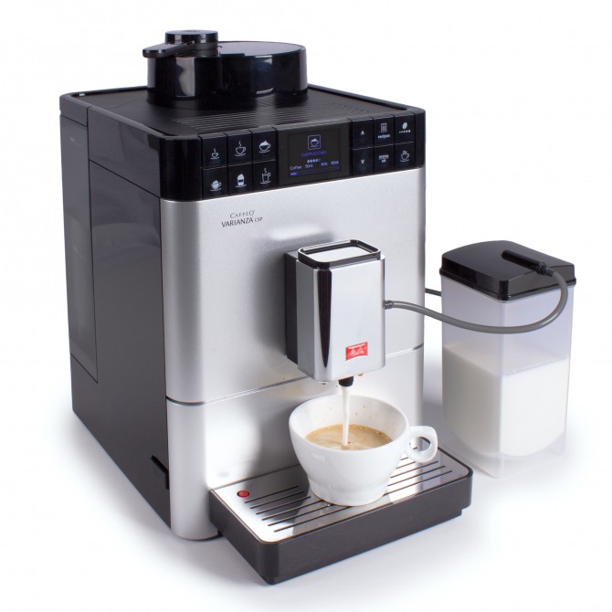 MELITTA VARIANZA CSP automatinis kavos aparatas, metalo, sidabrinės spalvos. Kavos gaminimo bloką galima išimti per prietaiso šoną