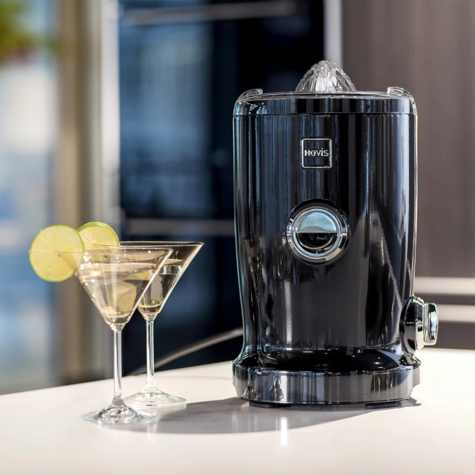 NOVIS Vita Juicer sulčiaspaudė SX-3 VDE, juoda