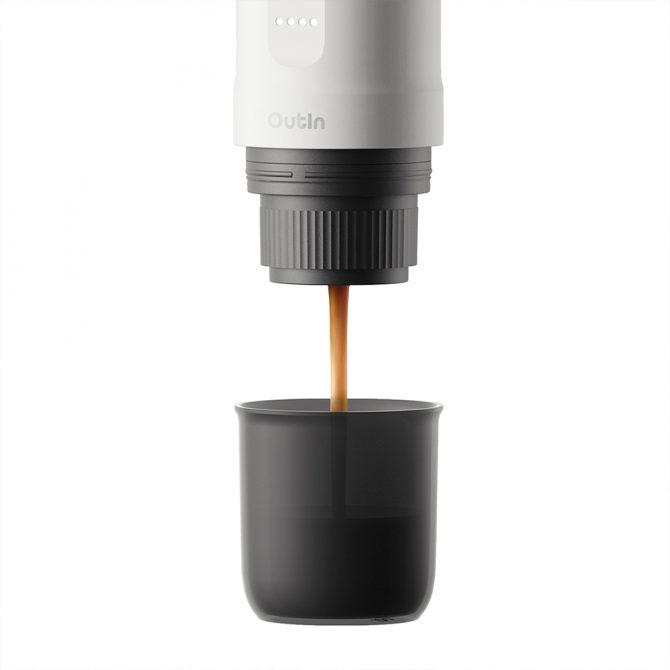 OUTIN NANO rankinis espresso kavos aparatas, puikiai tinka espresso gamybai bet kur, nešiojamas ir lengvai naudojamas, su patogia spaudimo sistema