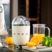 SMEG citrusinių vaisių sulčiaspaudė CJF11CREU, kreminė