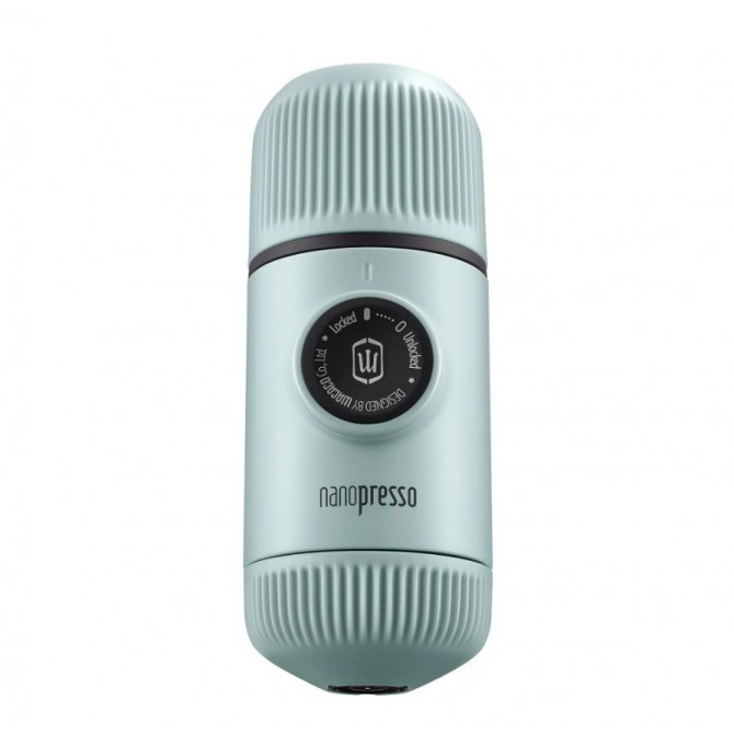 Wacaco Nanopresso rankinis maltos kavos aparatas, lengvas ir kompaktiškas dizainas, sukurtas patogiam transportavimui, generuoja 18 barų slėgį