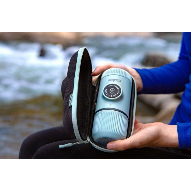Wacaco nanopresso rankinis maltos kavos aparatas, puikiai tinka kavos mėgėjams, mėgstantiems keliauti, itin lengvas ir patogus kelionėms